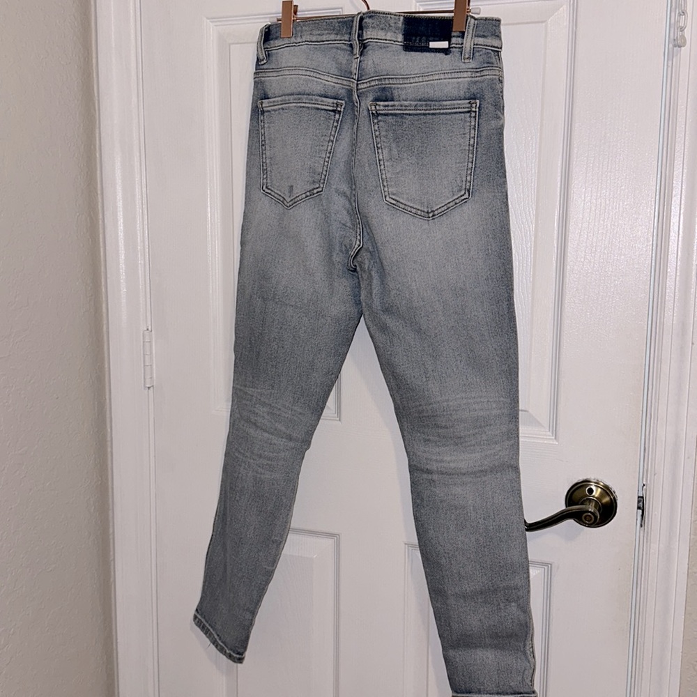 Daze Denim - Picture 4 of 5